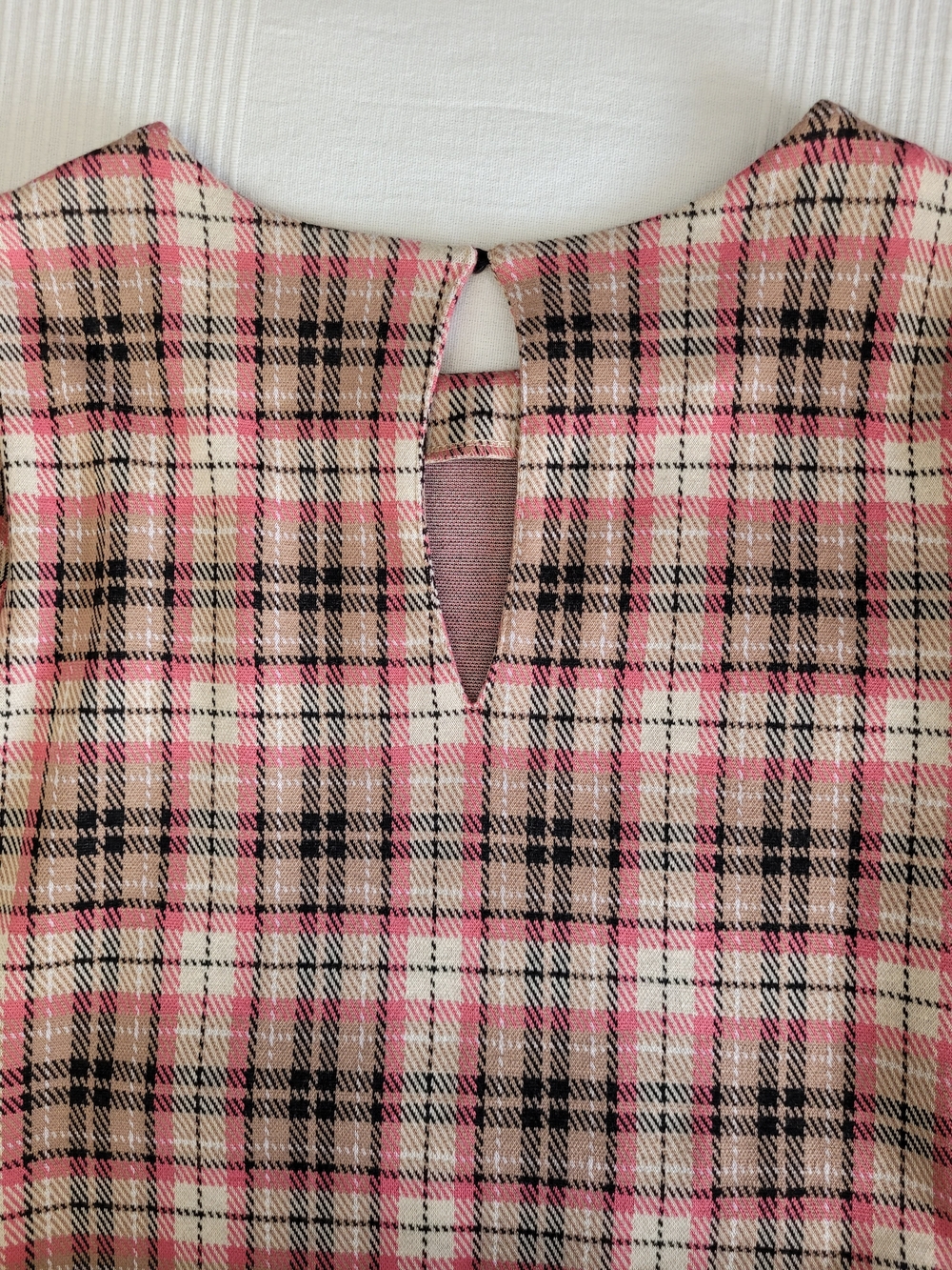 🍂 Twik Simons Pink Plaid Bell Sleeve Shift Dress Size L - EUC - Picture 7 of 11